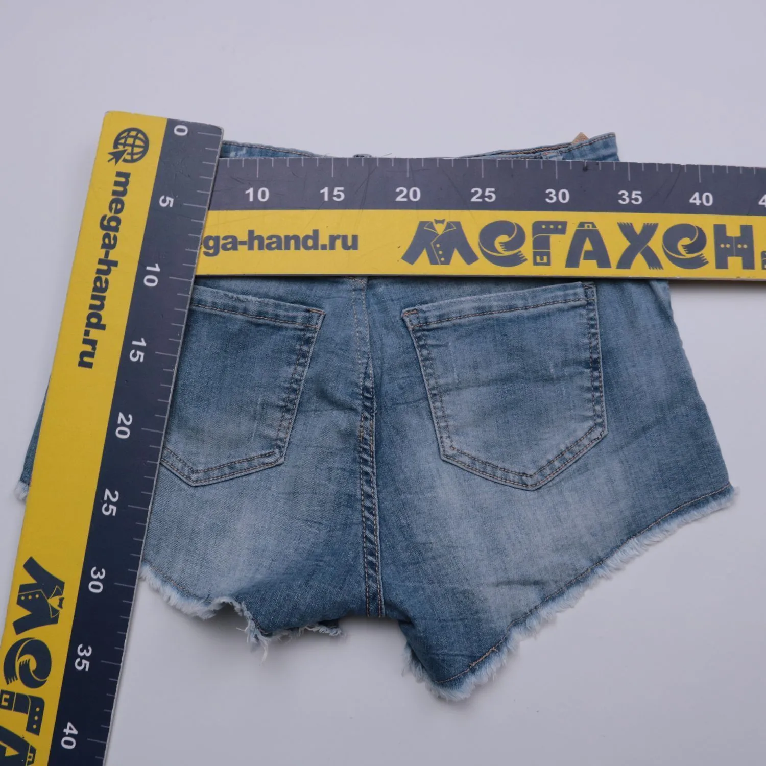 джинсовые шорты